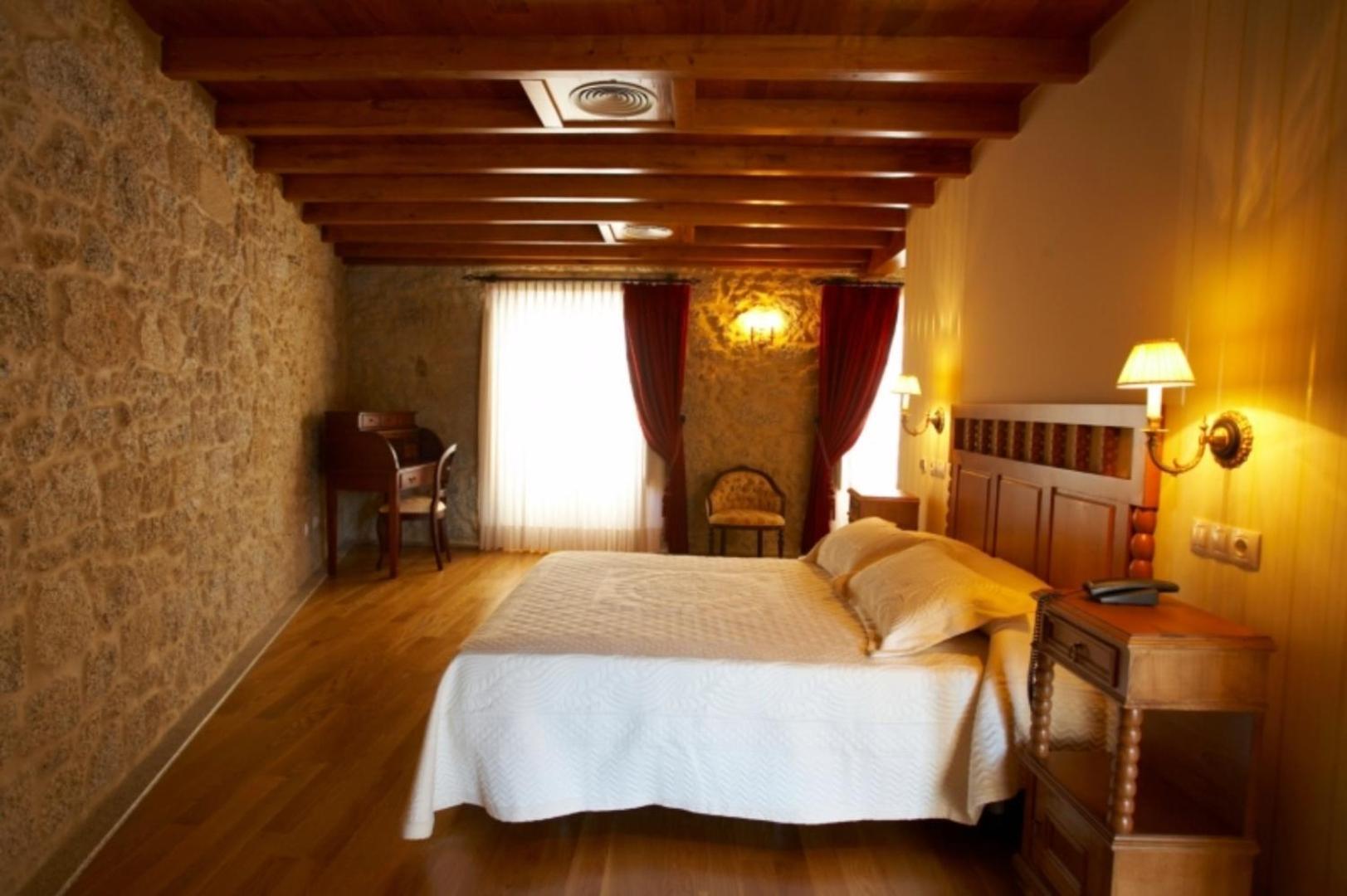 Hotel Vila Do Val О-Валадоуро Экстерьер фото